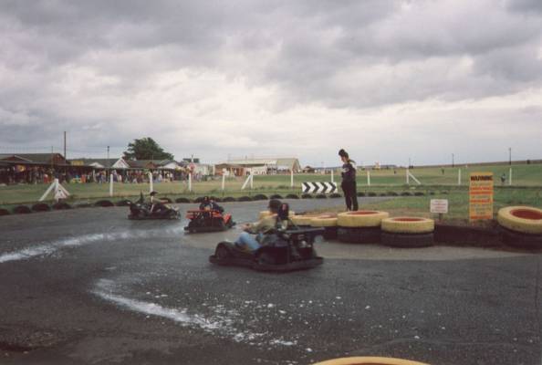 Go-Kartrennen auf Seife.