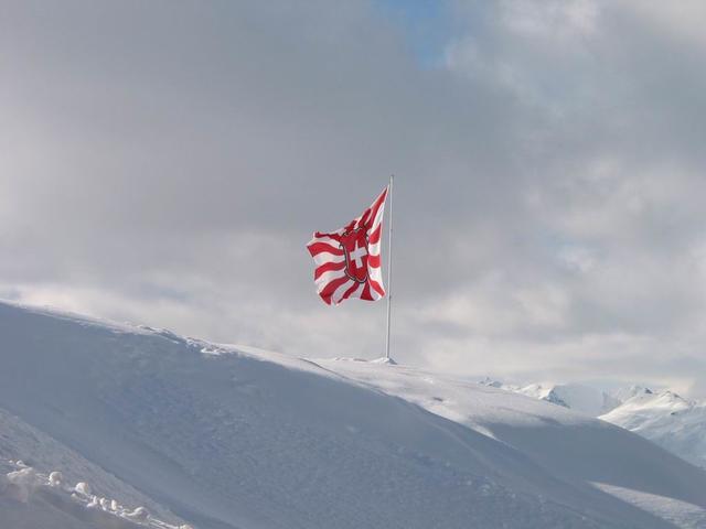 Das duestere Wolkenband verzog sich gluecklicherweise rasch wieder.