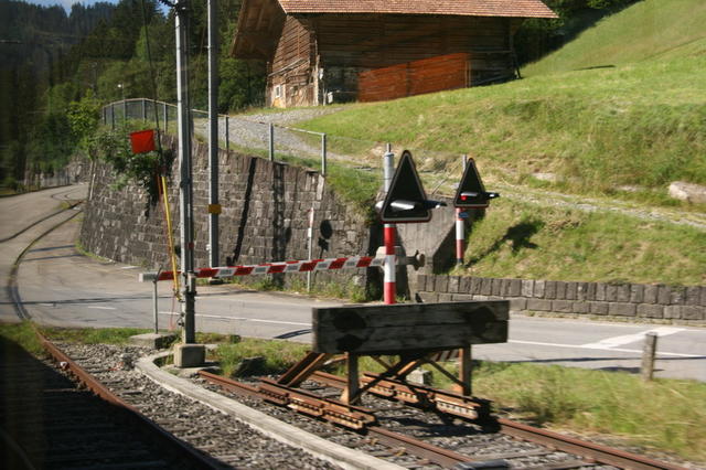 Ein teuerer Bahnübergang...