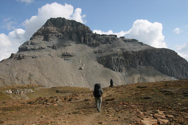 Im Graubünden ist deutlich besseres Wetter. Piz d'Artgas.