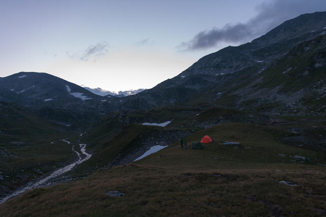 Blick nach NW in Richtung Cadlimohütte.